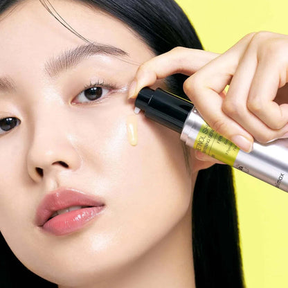 The Vita A Retinol Shot Tightening Serum 30ml